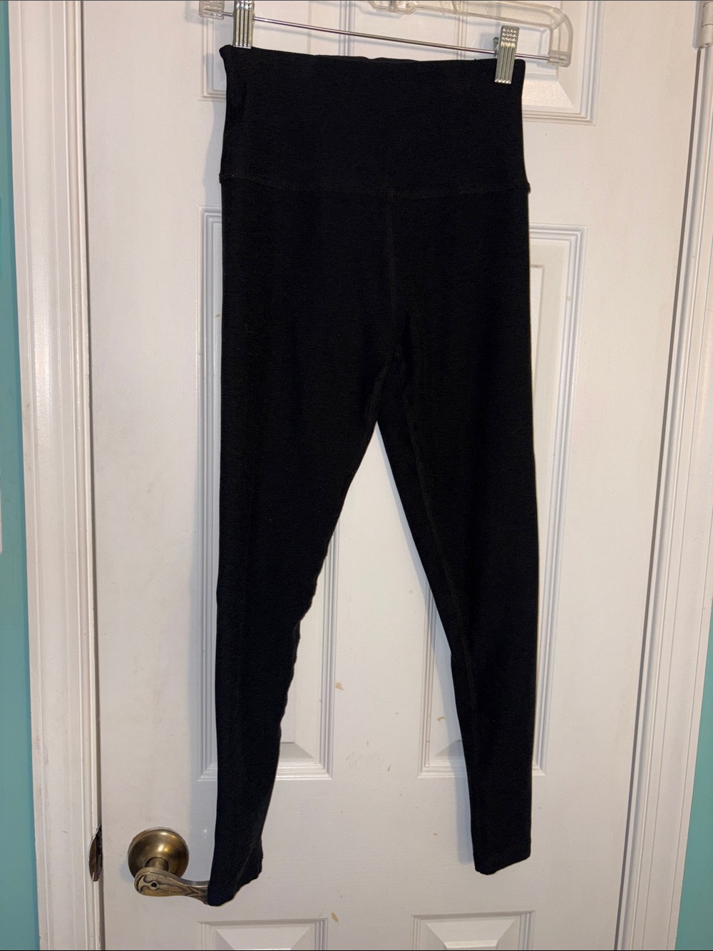 Beyond Yoga Caught in the Midi High Waisted Legging